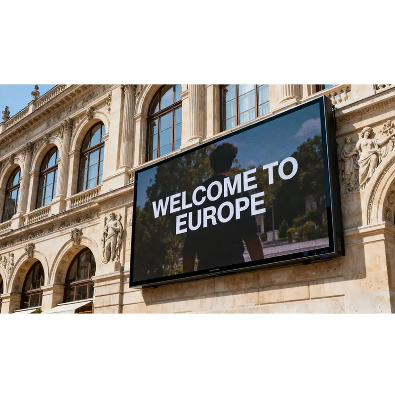 Application scenario image for 86 Inch 4K Interactive Display Panel High Brightness for Digital signage, 86 Inch 4K